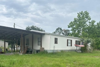 140 Kingfish Ave, Palatka, FL 32177