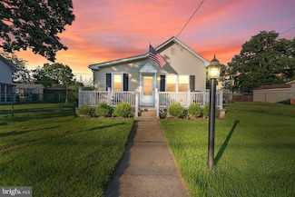 231 S Forklanding Rd, Maple Shade, NJ 08052