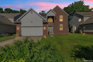 19059 Brentwood St, Livonia, MI 48152