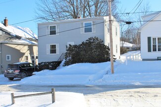 25 Moody St, Lewiston, ME 04240