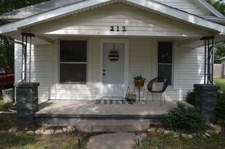 212 North St, Latimer, KS 67449