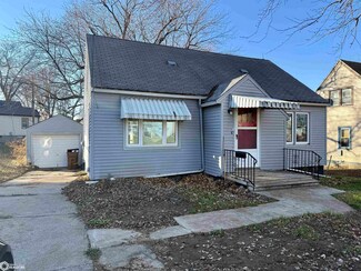 103 E Division St, Audubon, IA 50025