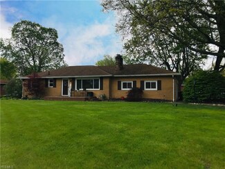 656 Leeman Dr, Akron, OH 44319