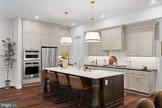 133 River Trail Cir Unit 17, King of Prussia, PA 19406