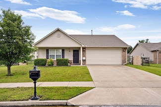 10912 E 124th Place N, Collinsville, OK 74021