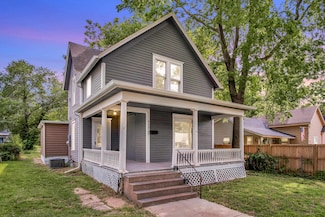 409 W 5th St, Newton, KS 67114