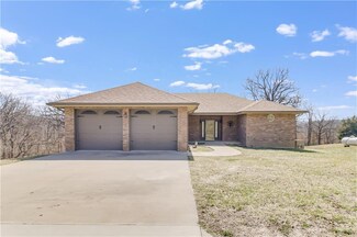 37507 E Standfast Rd, Lone Jack, MO 64070