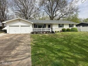 1709 Joplin St, Sarcoxie, MO 64862