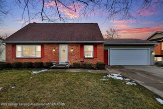 2012 Lindy Dr, Lansing, MI 48917