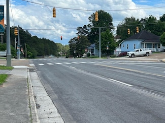 107 Douglas St, Ducktown, TN 37326