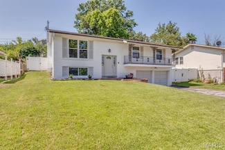 11114 Torigney Dr, Saint Louis, MO 63126