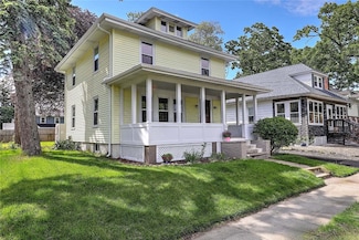101 Knollwood Ave, Cranston, RI 02910