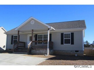 54 W Newberry Dr, Fletcher, NC 28732