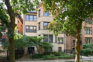 635 W Sheridan Rd Unit 3, Chicago, IL 60613