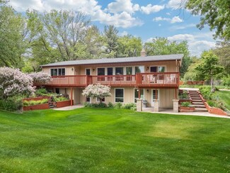13360 Jonquil St NW, Andover, MN 55304