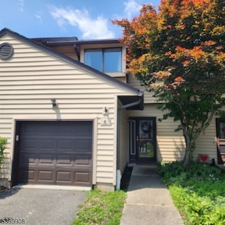 4 Cardinal Ln Unit 5, Newton, NJ 07860
