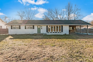 20 S Walnut St, Hohenwald, TN 38462