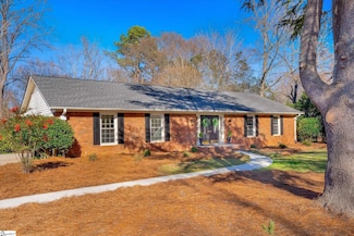 51 Hillsborough Dr, Greenville, SC 29615