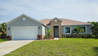 571 Fondulac St SW, Palm Bay, FL 32908