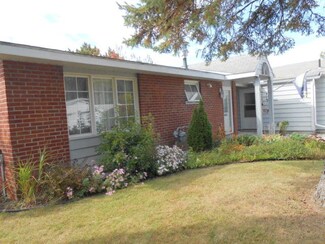 3 Maryland Rd, Plattsburgh, NY 12903