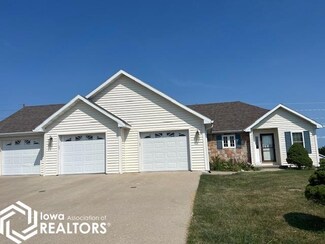 2626 S 8th St, Marshalltown, IA 50158