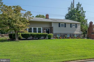 2713 Sunnybrook Ln, Ardmore, PA 19003