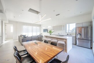 7300 E Minnezona Ave Unit 1001, Scottsdale, AZ 85251