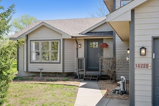 14228 Sherburne Cir, Becker, MN 55308