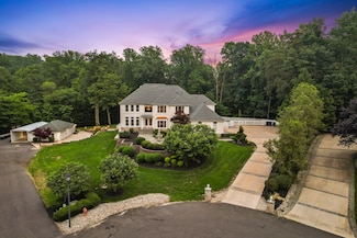 18 Lange Ct, Mullica Hill, NJ 08062
