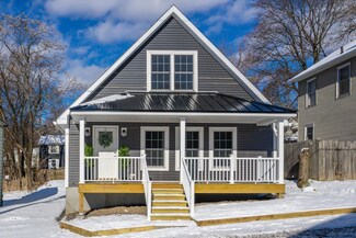54 Montgomery St, Saugerties, NY 12477