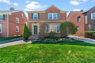 3826 Faversham Rd, Cleveland, OH 44118