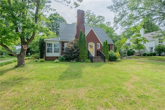422 S Main St, Dobson, NC 27017