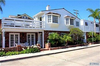 200 Diamond Ave, Newport Beach, CA 92662