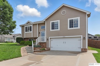 7323 S 182nd St, Omaha, NE 68136