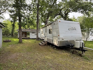 16-5 Woodhaven Lakes, Sublette, IL 61367