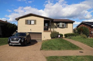 1110 Courtland Rd, Weirton, WV 26062