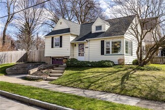 114 Berwick Rd, Rochester, NY 14609