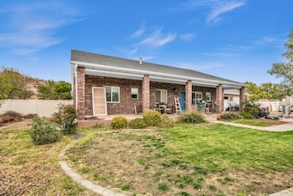165 N Main St, Leeds, UT 84746