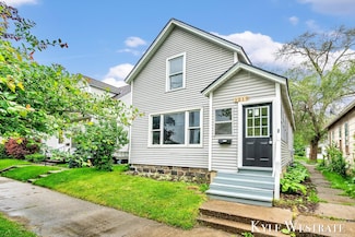 1219 Quarry Ave NW, Grand Rapids, MI 49504