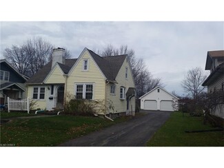 35 W Satin St, Jefferson, OH 44047