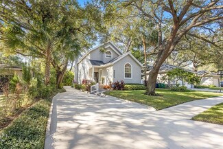 4628 1/2 W Longfellow Ave, Tampa, FL 33629