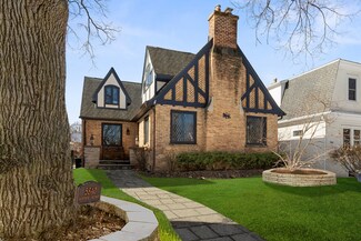 5840 N Kostner Ave, Chicago, IL 60646
