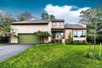5310 Aquarius Dr, Syracuse, NY 13224