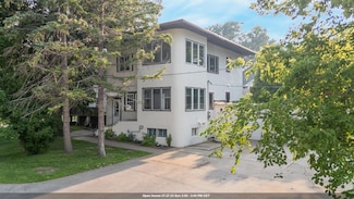 2161 Lakeside Place, Green Bay, WI 54302