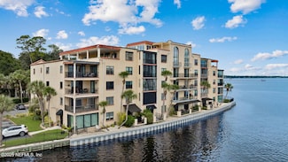 2199 Astor St Unit 302, Orange Park, FL 32073