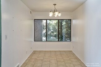 2108 Pauline Blvd Unit 205, Ann Arbor, MI 48103