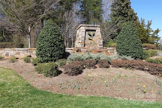 14427 Roe Buck Meadow Ln, Charlotte, NC 28278