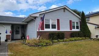 226 Lake Champlain Dr, Little Egg Harbor Township, NJ 08087