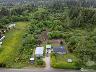 10419 Sandridge Rd, Long Beach, WA 98631