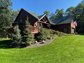 9218 5th Ave, Pequot Lakes, MN 56472